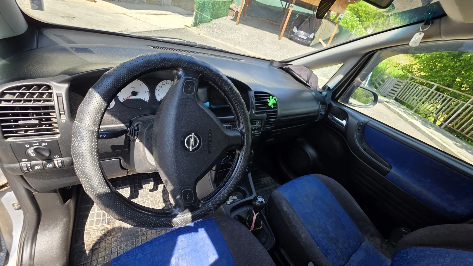 Opel Zafira  - изображение 8