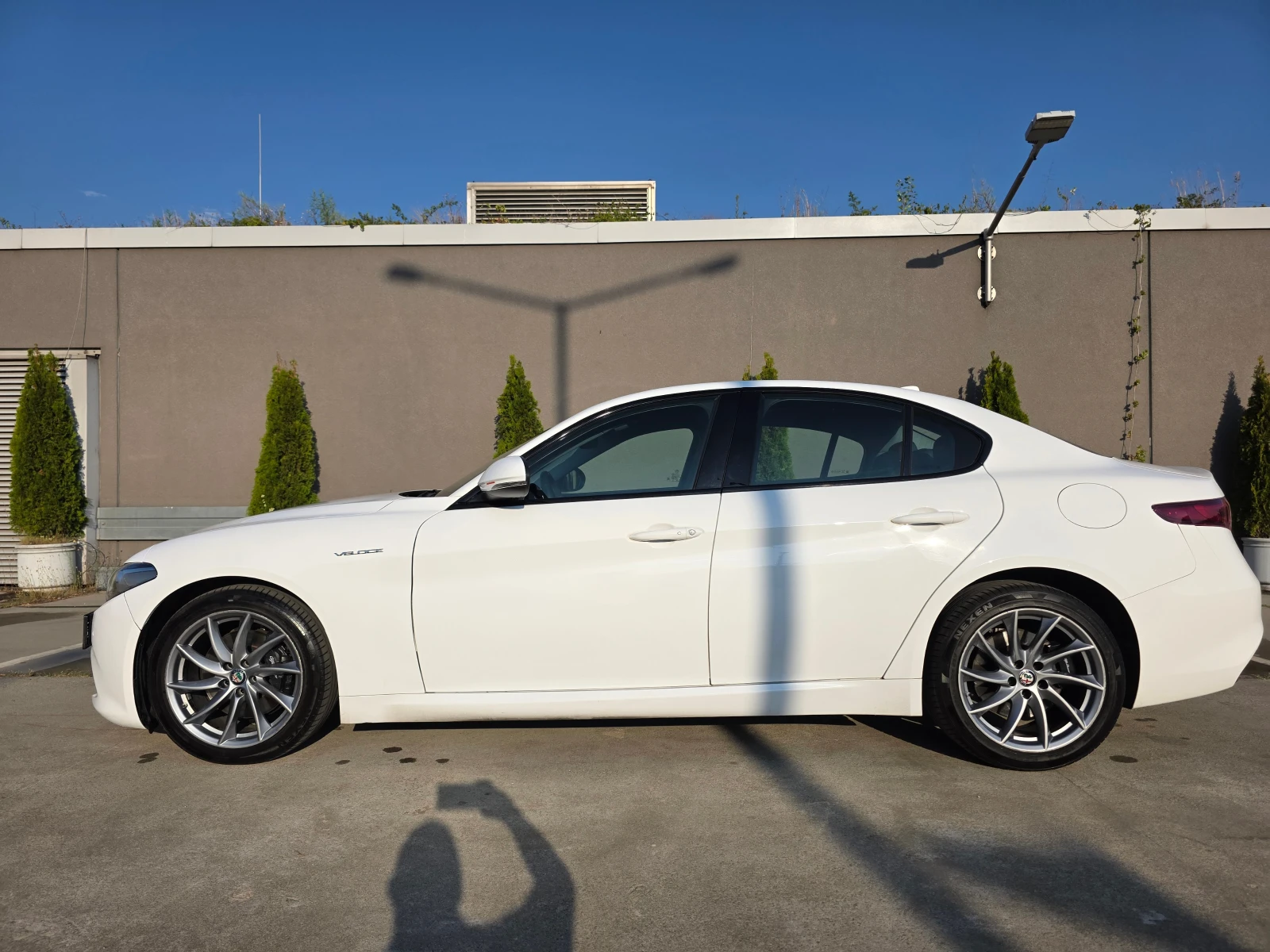 Alfa Romeo Giulia Veloce Q4 2.2 JTD - изображение 8