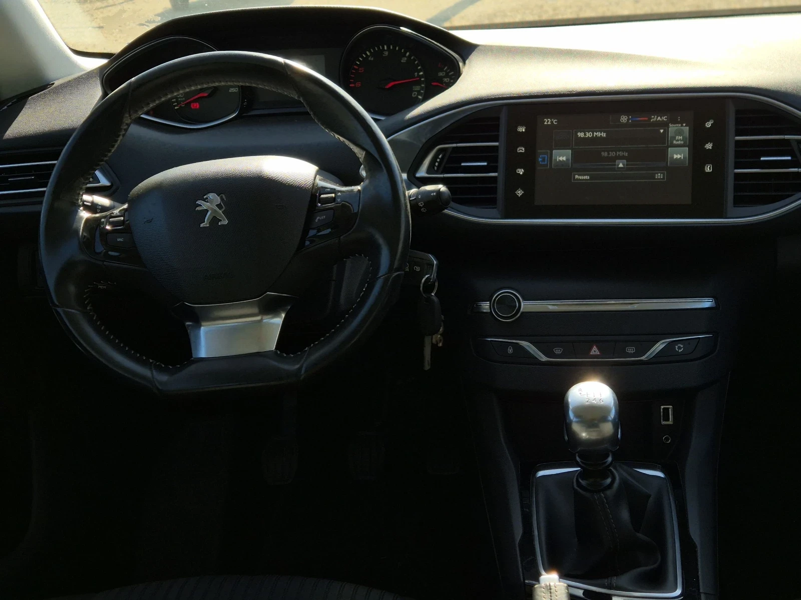 Peugeot 308 1.6HDI  - изображение 10