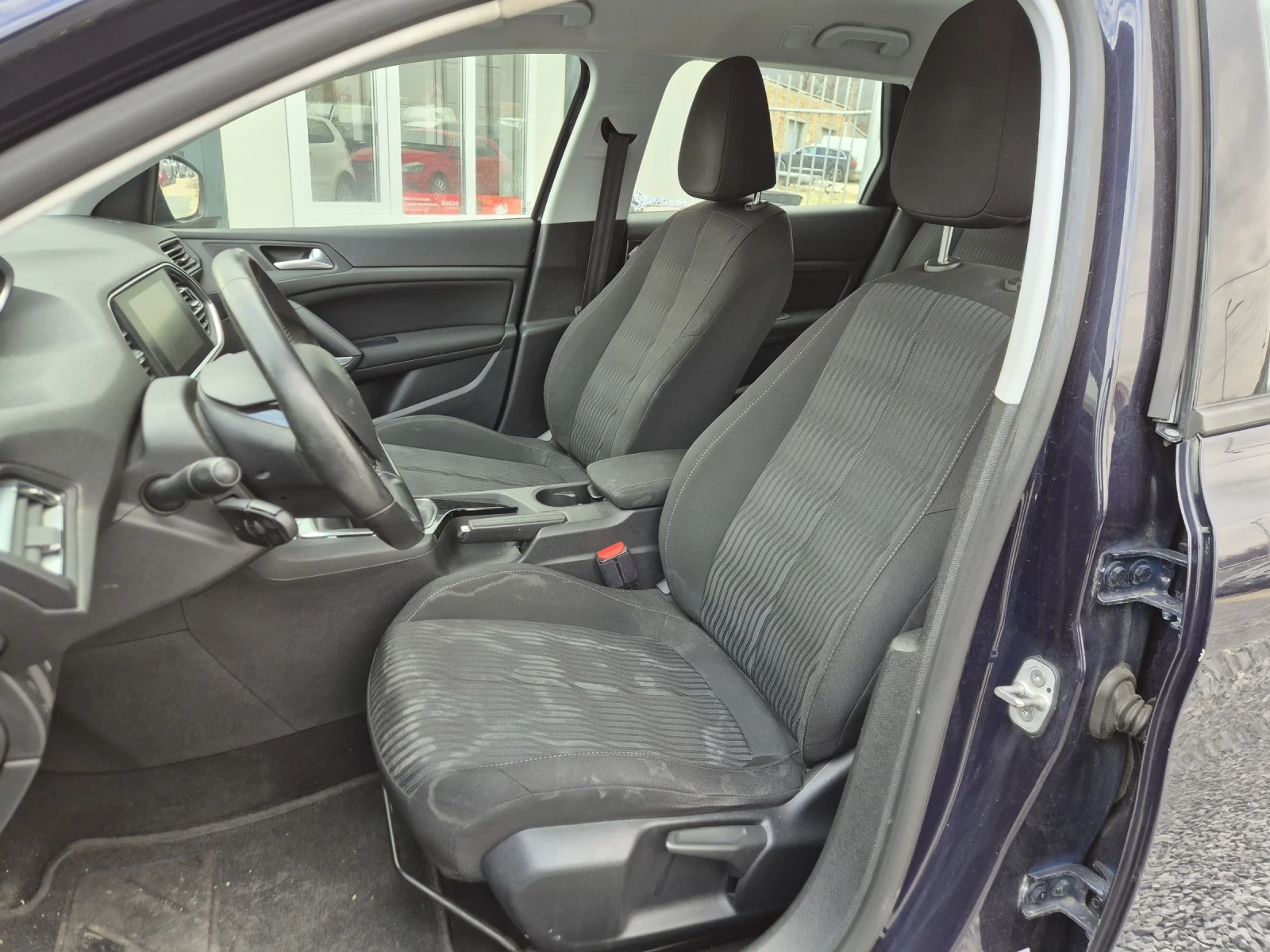 Peugeot 308 1.6HDI , снимка 7 - Автомобили и джипове - 51762222