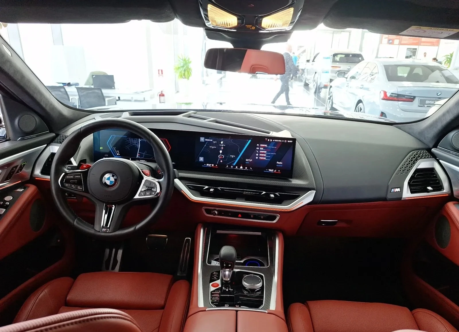 BMW XM 4.4 xDrive - изображение 7