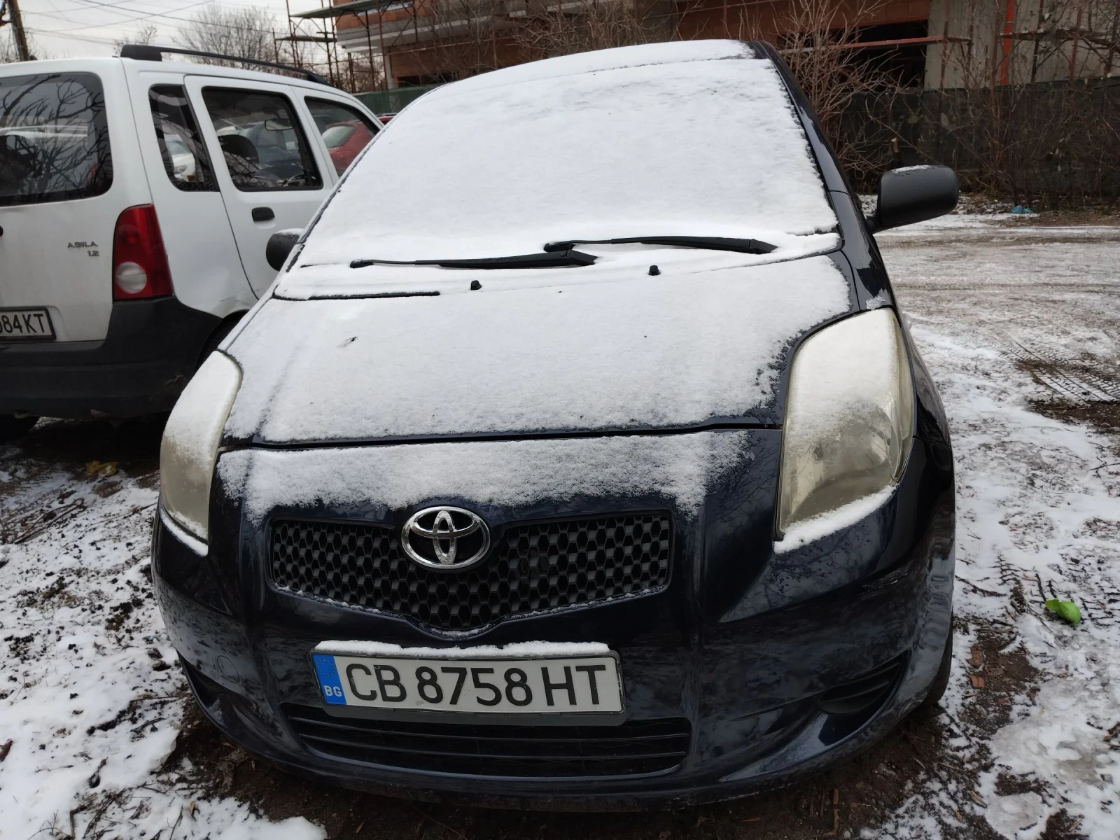 Toyota Yaris 1, 3i - изображение 7