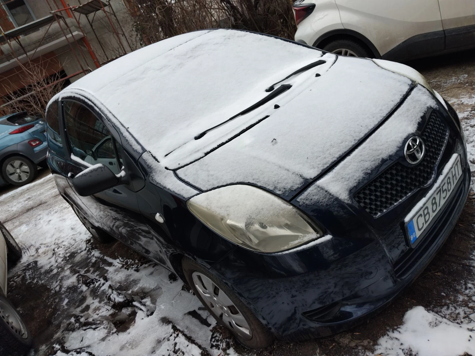 Toyota Yaris 1, 3i - изображение 8