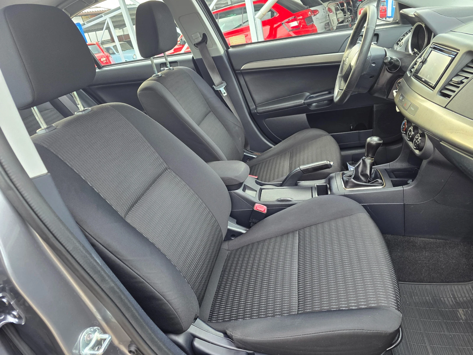 Mitsubishi Lancer 1.6 БЕНЗИН РЕАЛНИ КИЛОМЕТРИ - изображение 10