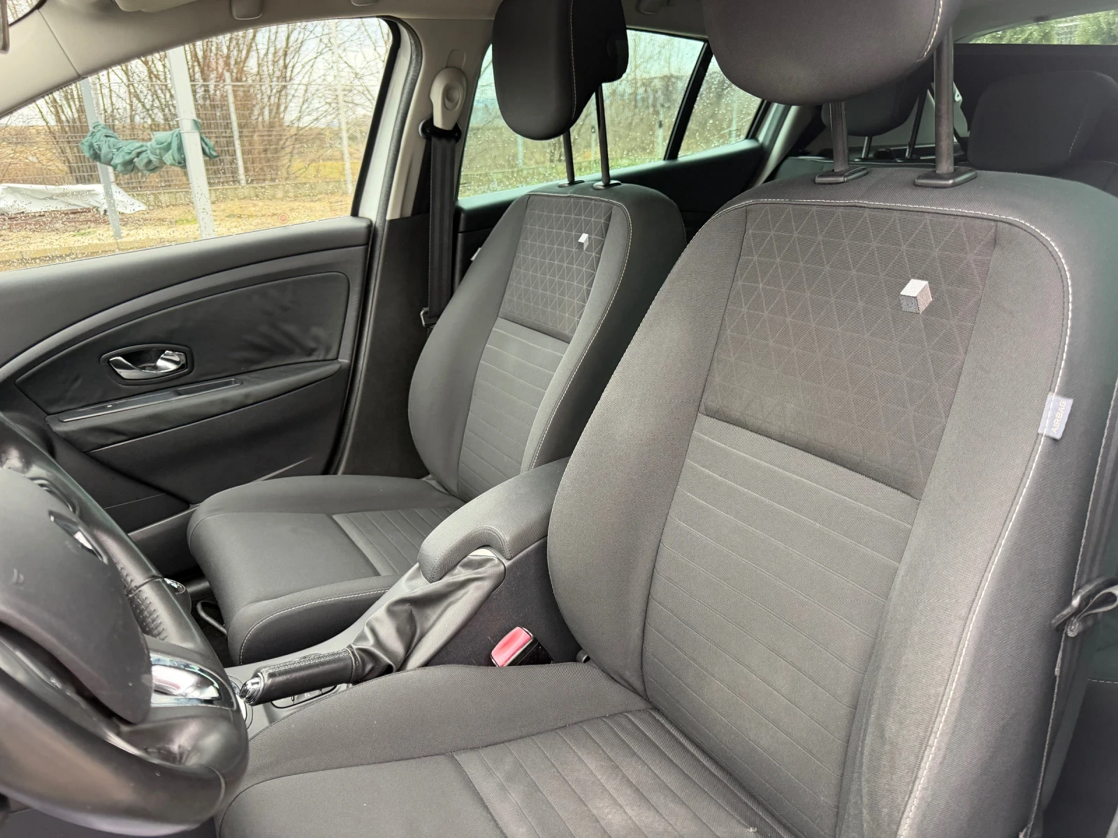 Renault Megane Facelift / Navi/ 130.000 km / | Mobile.bg � ����������� 13