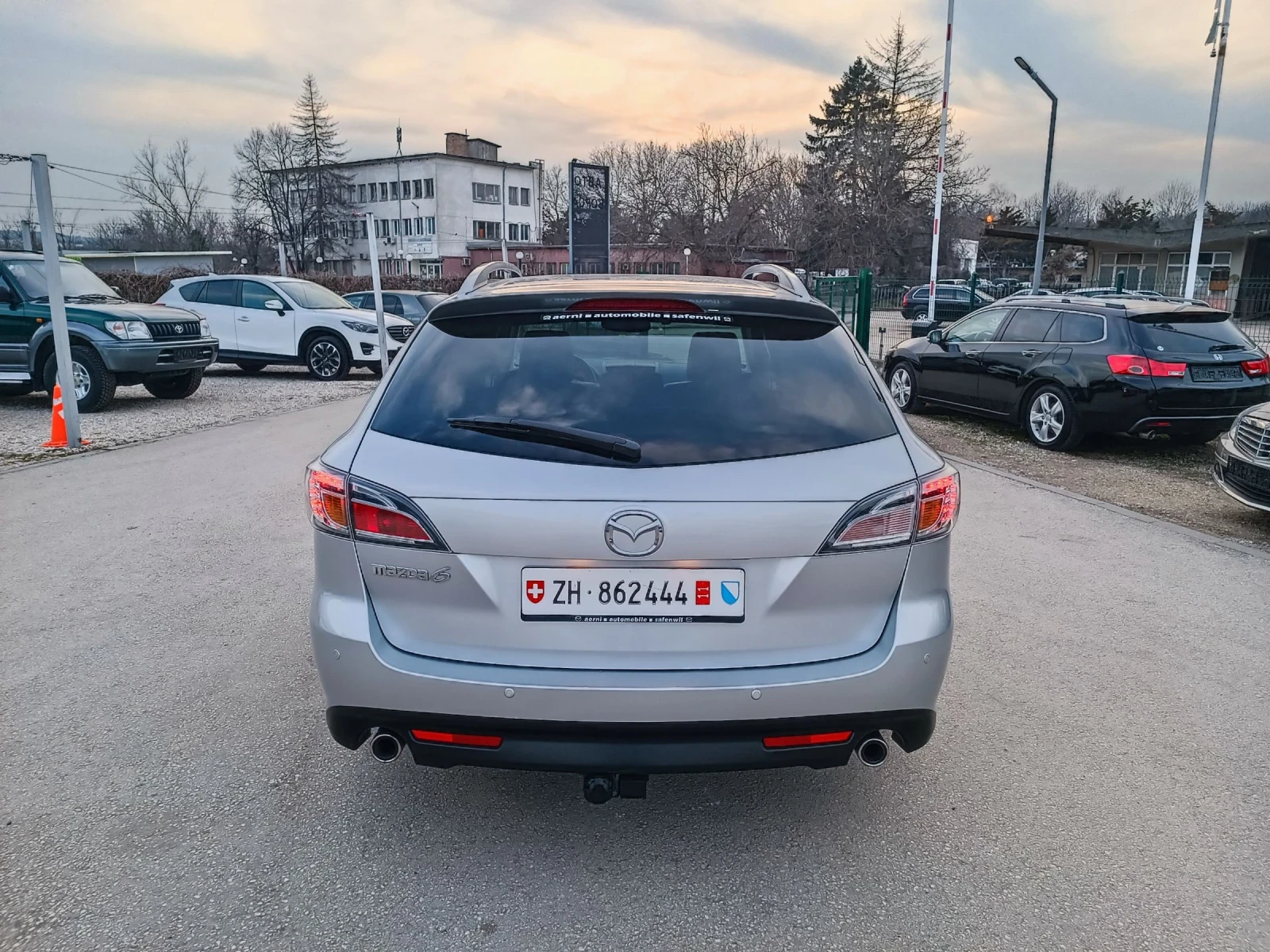 Mazda 6 2.5i-170кс-ШВЕЙЦАРИЯ-РЪЧКА-6ск-FACELIFT, снимка 4 - Автомобили и джипове - 53712257