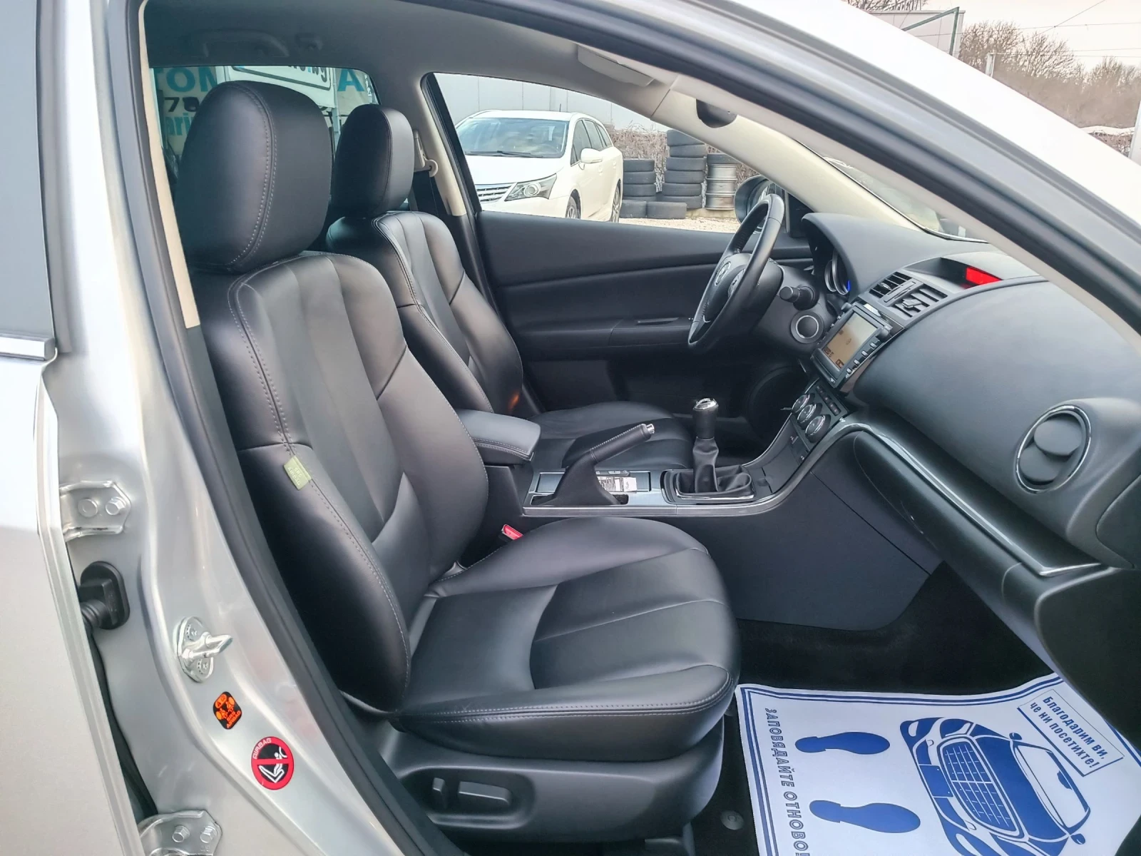 Mazda 6 2.5i-170кс-ШВЕЙЦАРИЯ-РЪЧКА-6ск-FACELIFT, снимка 12 - Автомобили и джипове - 53712257