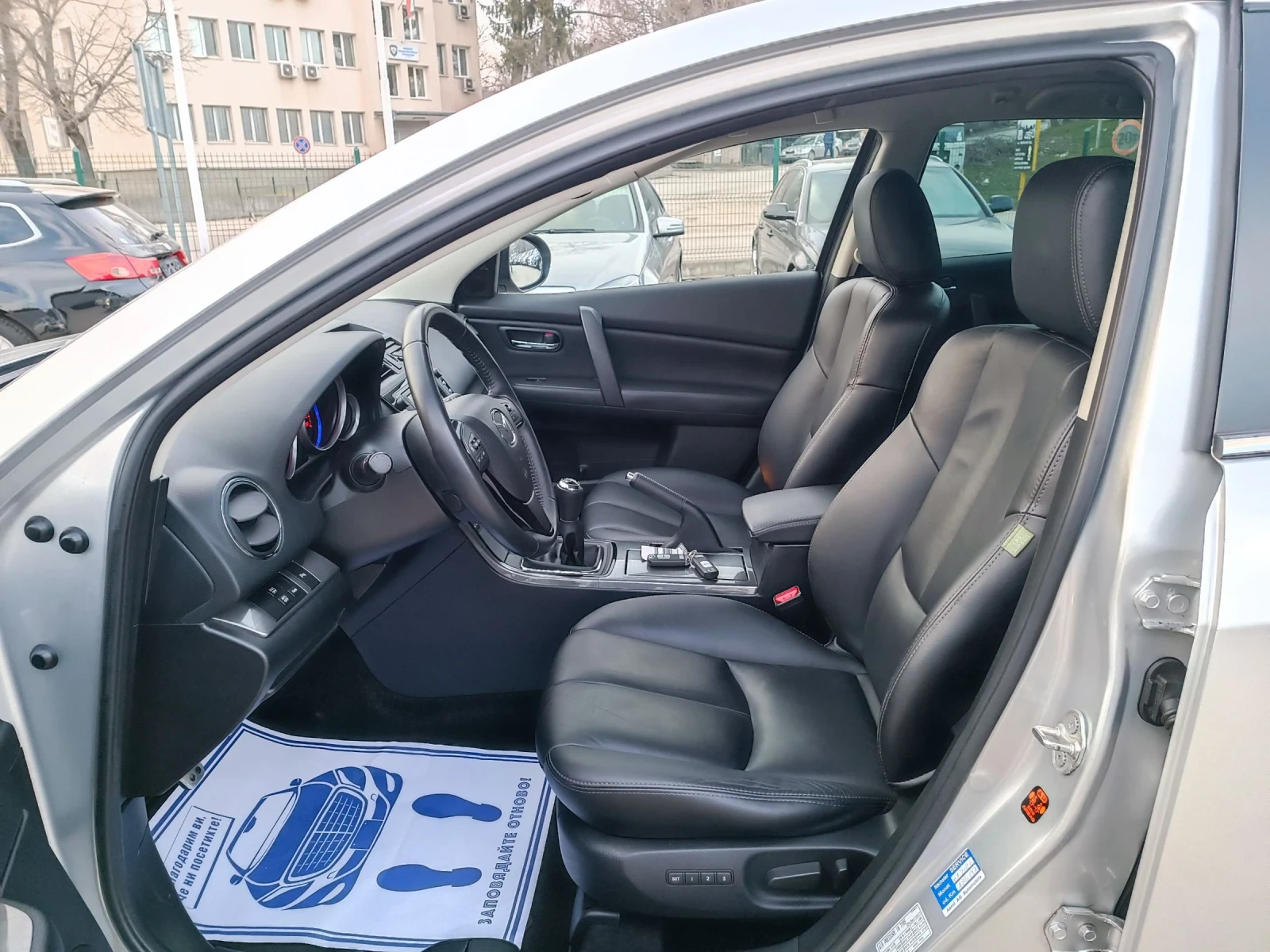 Mazda 6 2.5i-170кс-ШВЕЙЦАРИЯ-РЪЧКА-6ск-FACELIFT, снимка 8 - Автомобили и джипове - 53712257