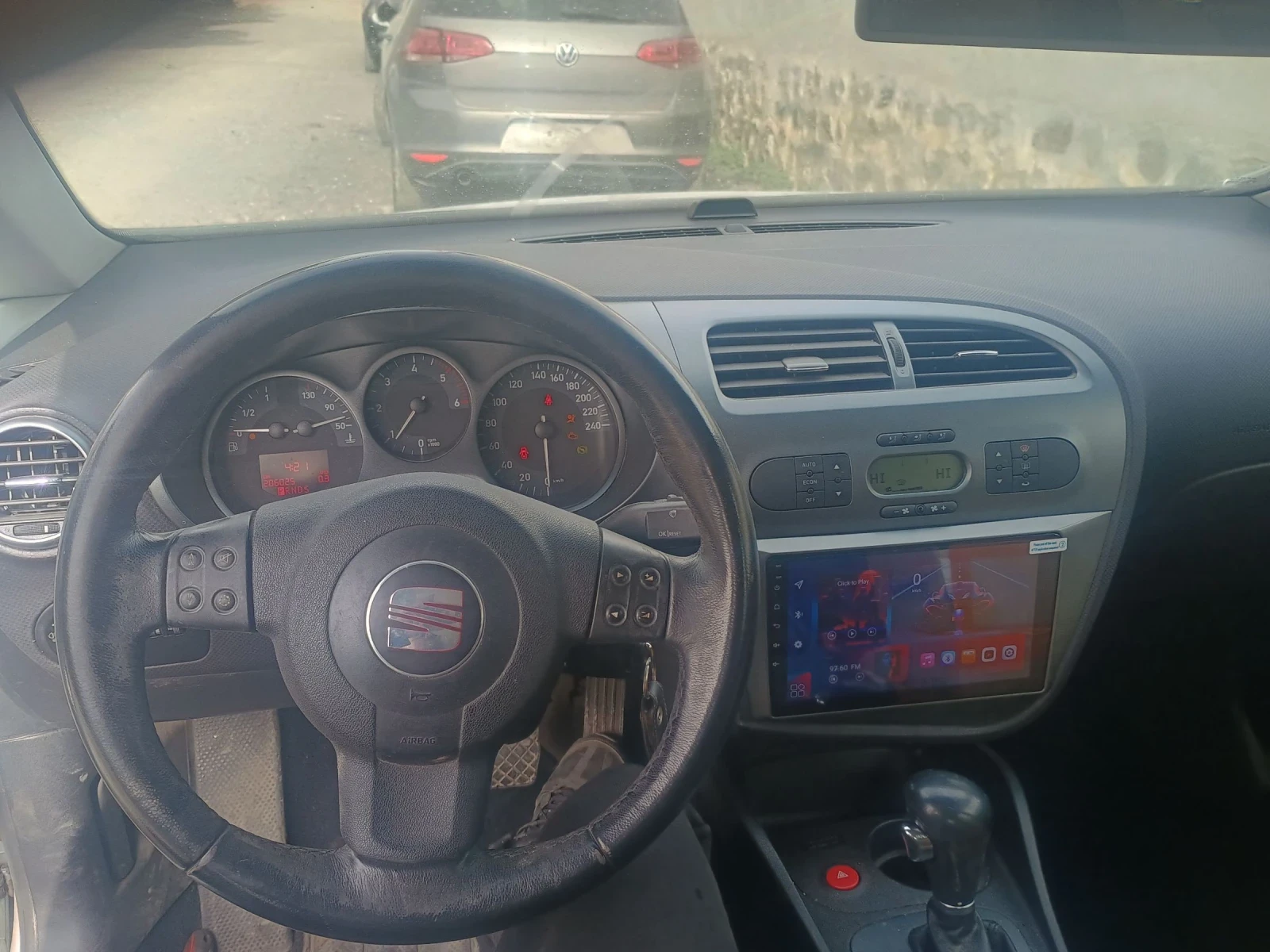 Seat Leon 2.0Tdi/DSG, снимка 4 - Автомобили и джипове - 53938501