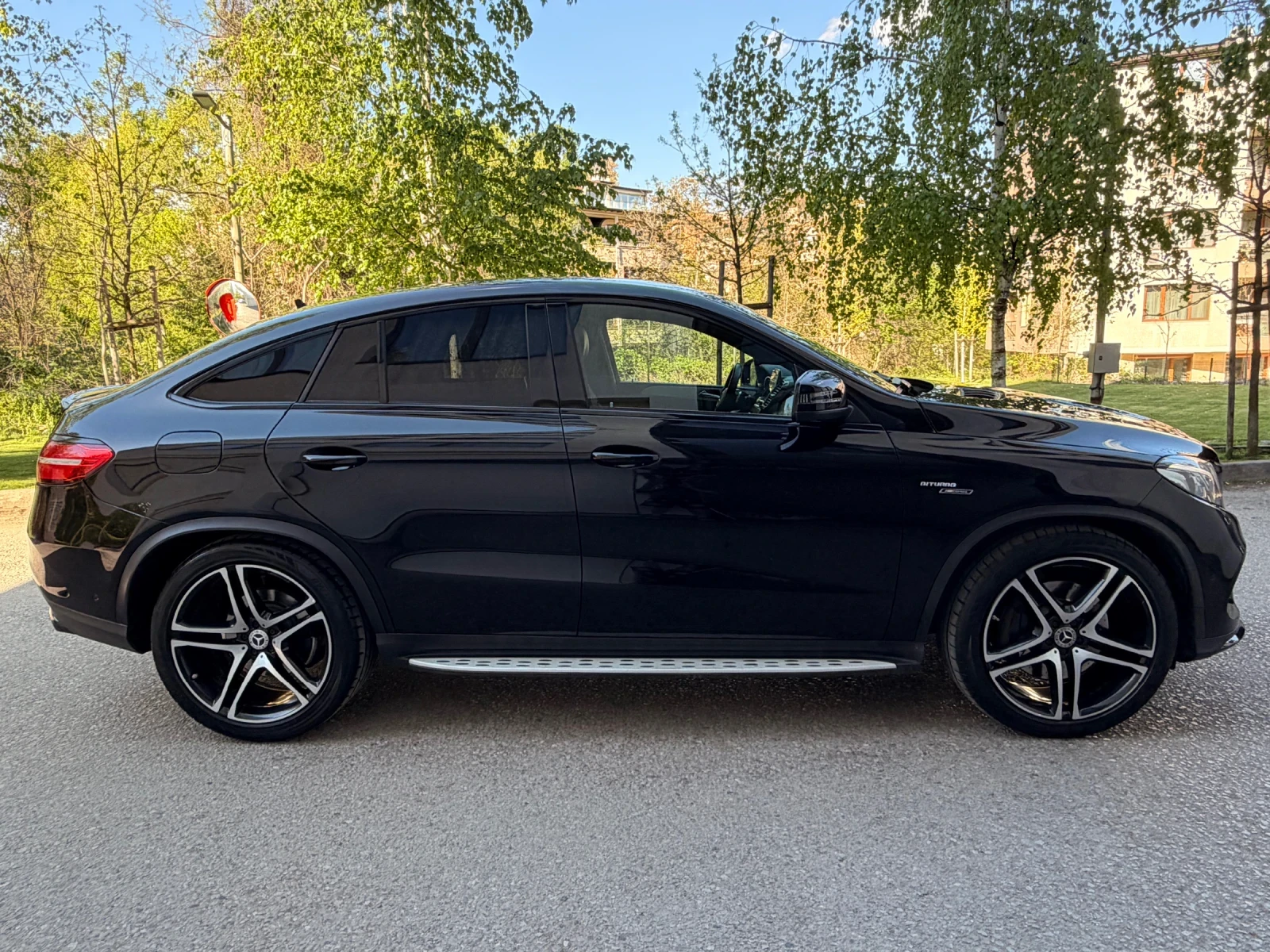Mercedes-Benz GLE 450 AMG / ПОДГРЕВ / 360 КАМЕРИ, снимка 8 - Автомобили и джипове - 54454709