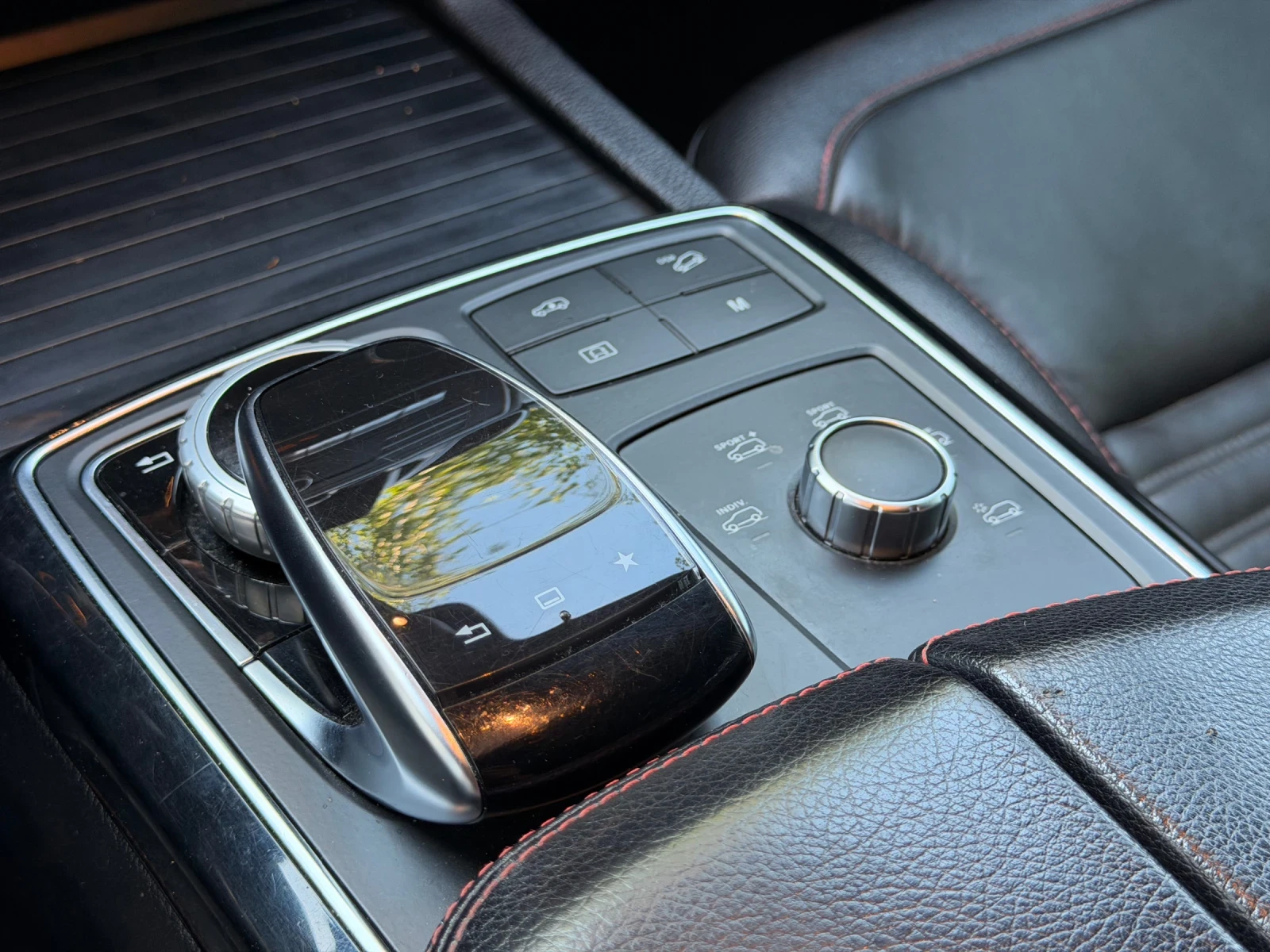 Mercedes-Benz GLE 450 AMG / ПОДГРЕВ / 360 КАМЕРИ, снимка 14 - Автомобили и джипове - 54454709