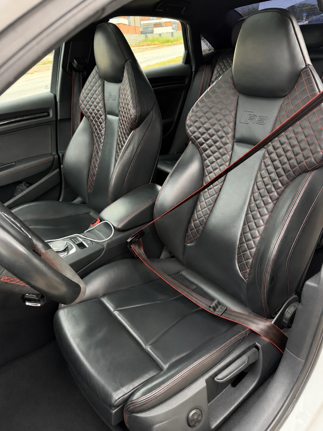 Audi Rs3 Уникат , снимка 7 - Автомобили и джипове - 54658094