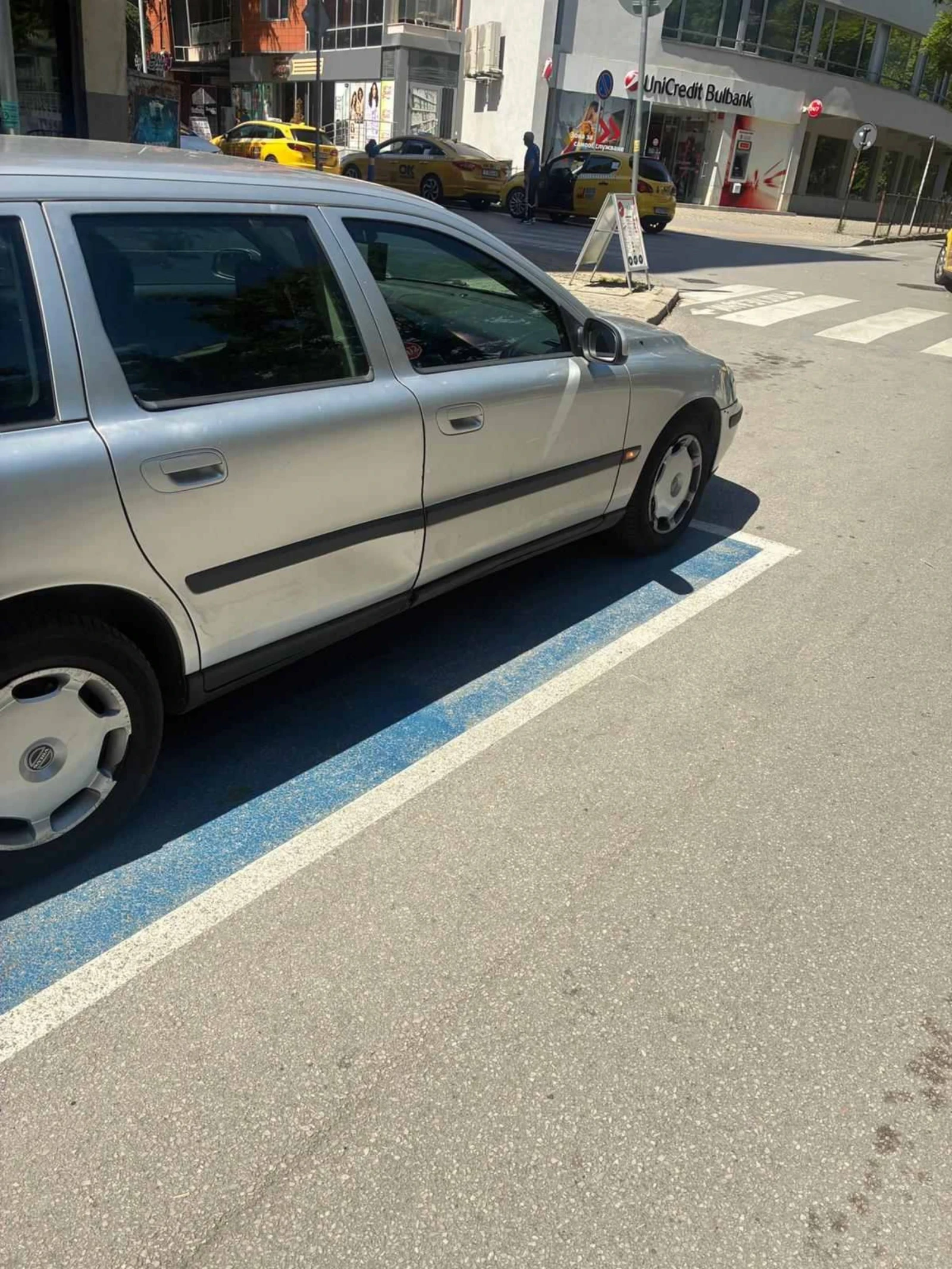 Volvo V70 2.5 TDI, снимка 3 - Автомобили и джипове - 54712308