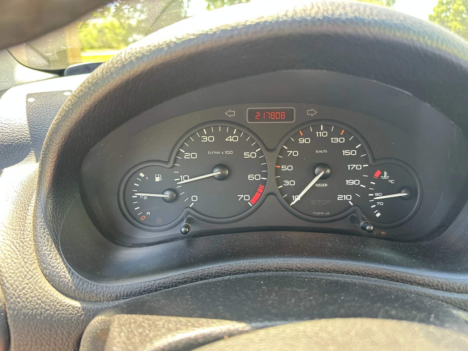 Peugeot 206 LPG, снимка 7 - Автомобили и джипове - 54960408