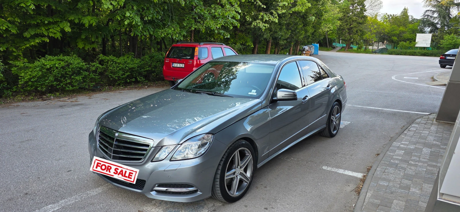 Mercedes-Benz E 350 CDI Avangard, снимка 2 - Автомобили и джипове - 54972700