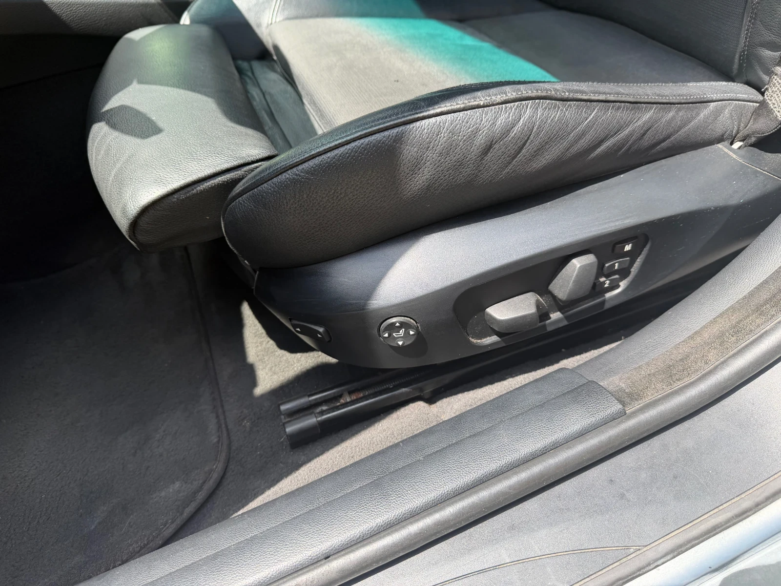 BMW 330 330xd - Xenon - NAVI CIC - SWISS, снимка 8 - Автомобили и джипове - 55033751