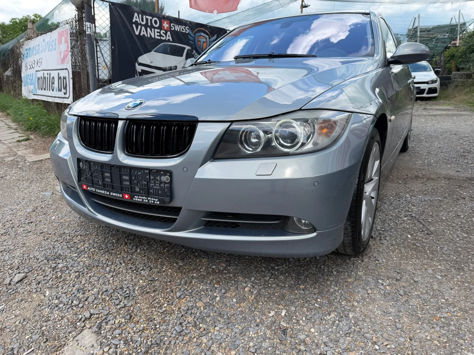 BMW 330 330xd - Xenon - NAVI CIC - SWISS, снимка 5 - Автомобили и джипове - 55033751