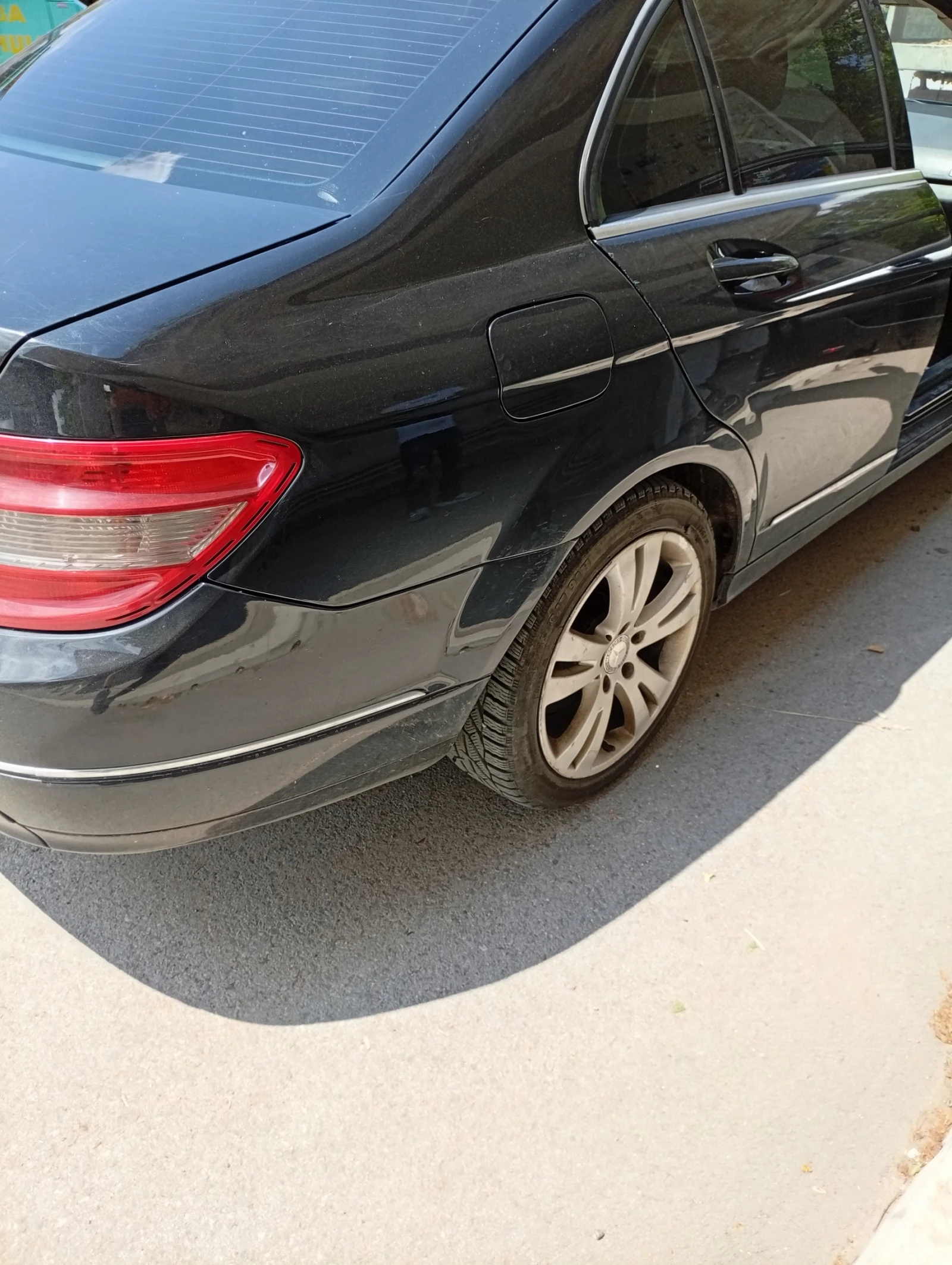 Mercedes-Benz C 200 C200 CGI, снимка 3 - Автомобили и джипове - 55052367
