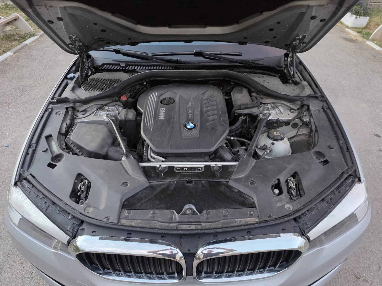BMW 530 530D Sport Line СМЕНЕНИ ВЕРИГИ!, снимка 15 - Автомобили и джипове - 55583768