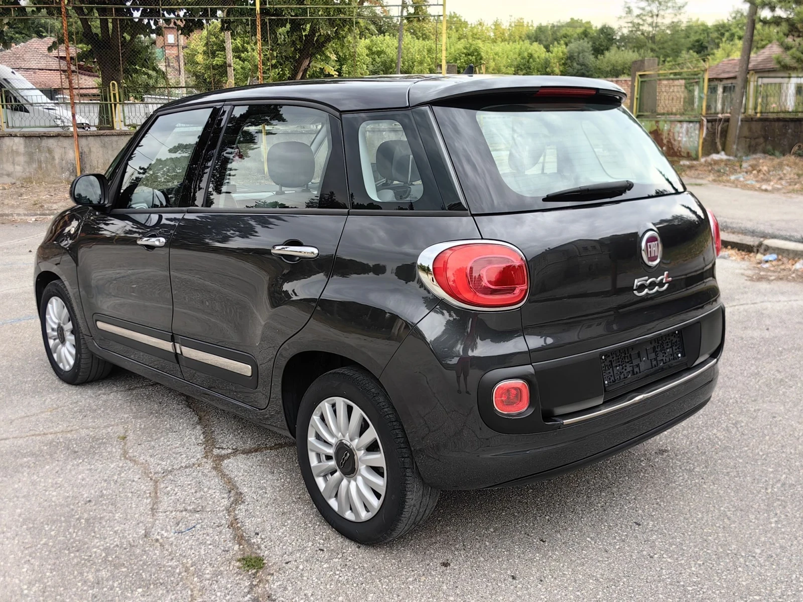 Fiat 500L 1.3d TOP ITALIA, снимка 5 - Автомобили и джипове - 55775520