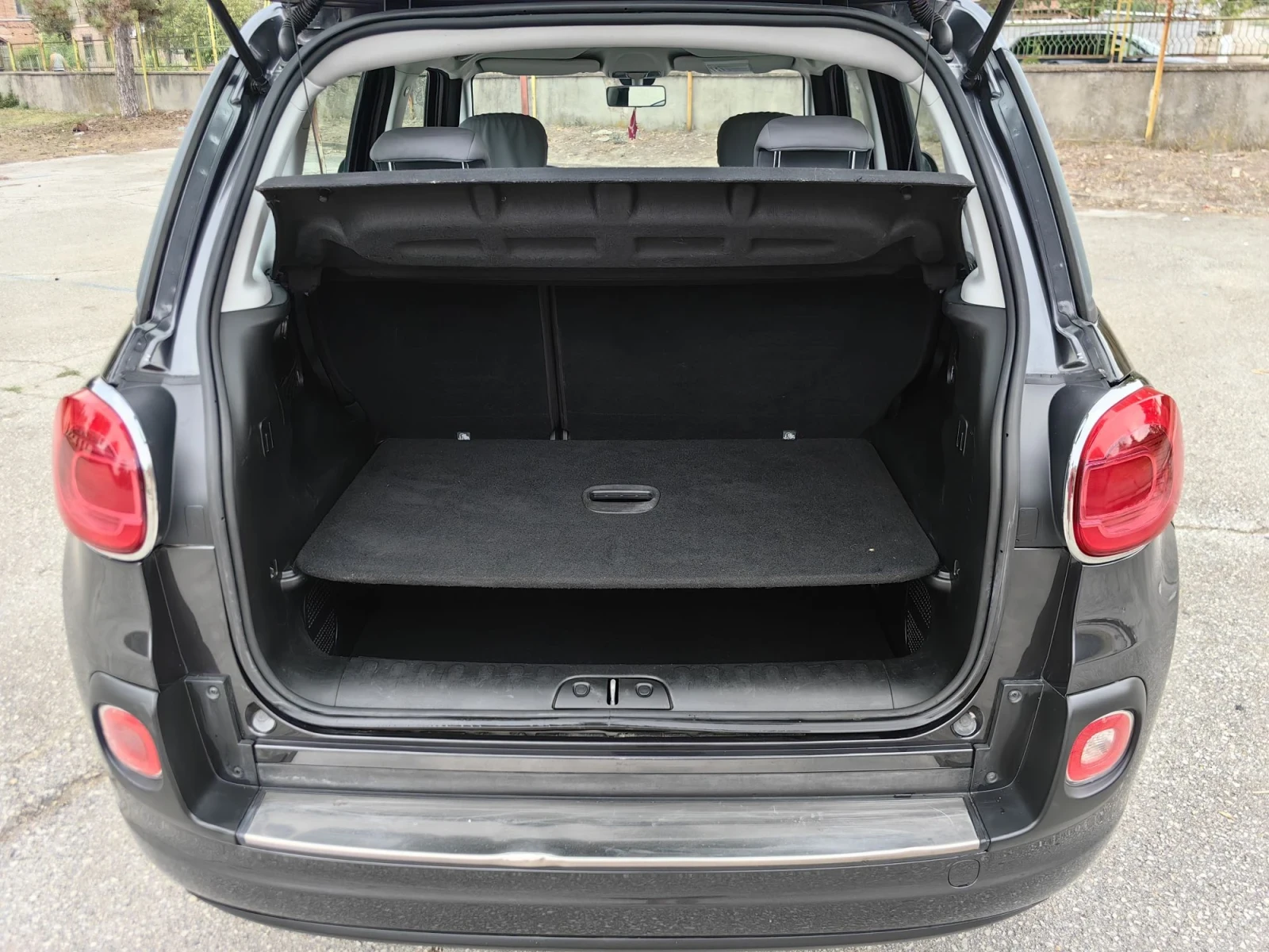 Fiat 500L 1.3d TOP ITALIA, снимка 16 - Автомобили и джипове - 55775520