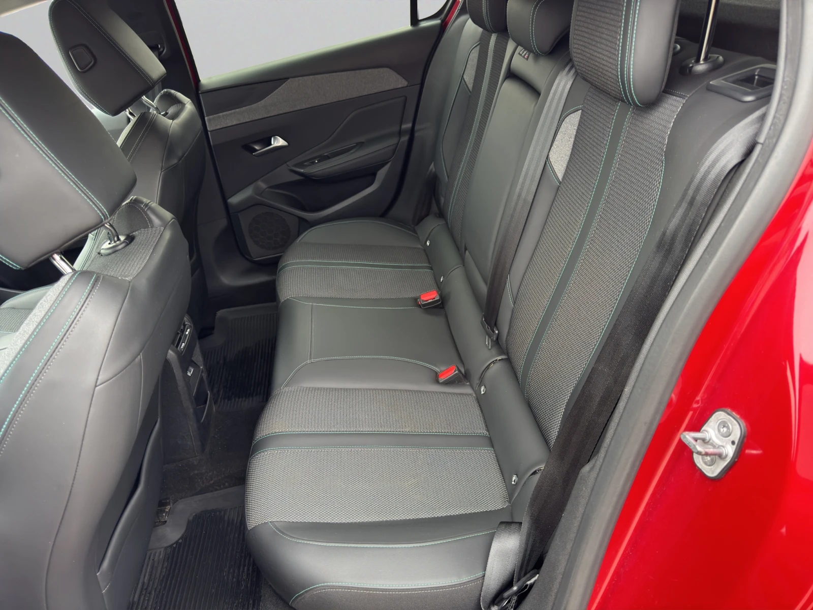 Peugeot 308 ALLURE 1, 2 PureTech 130 EAT8 EURO 6.4, снимка 10 - Автомобили и джипове - 56293704