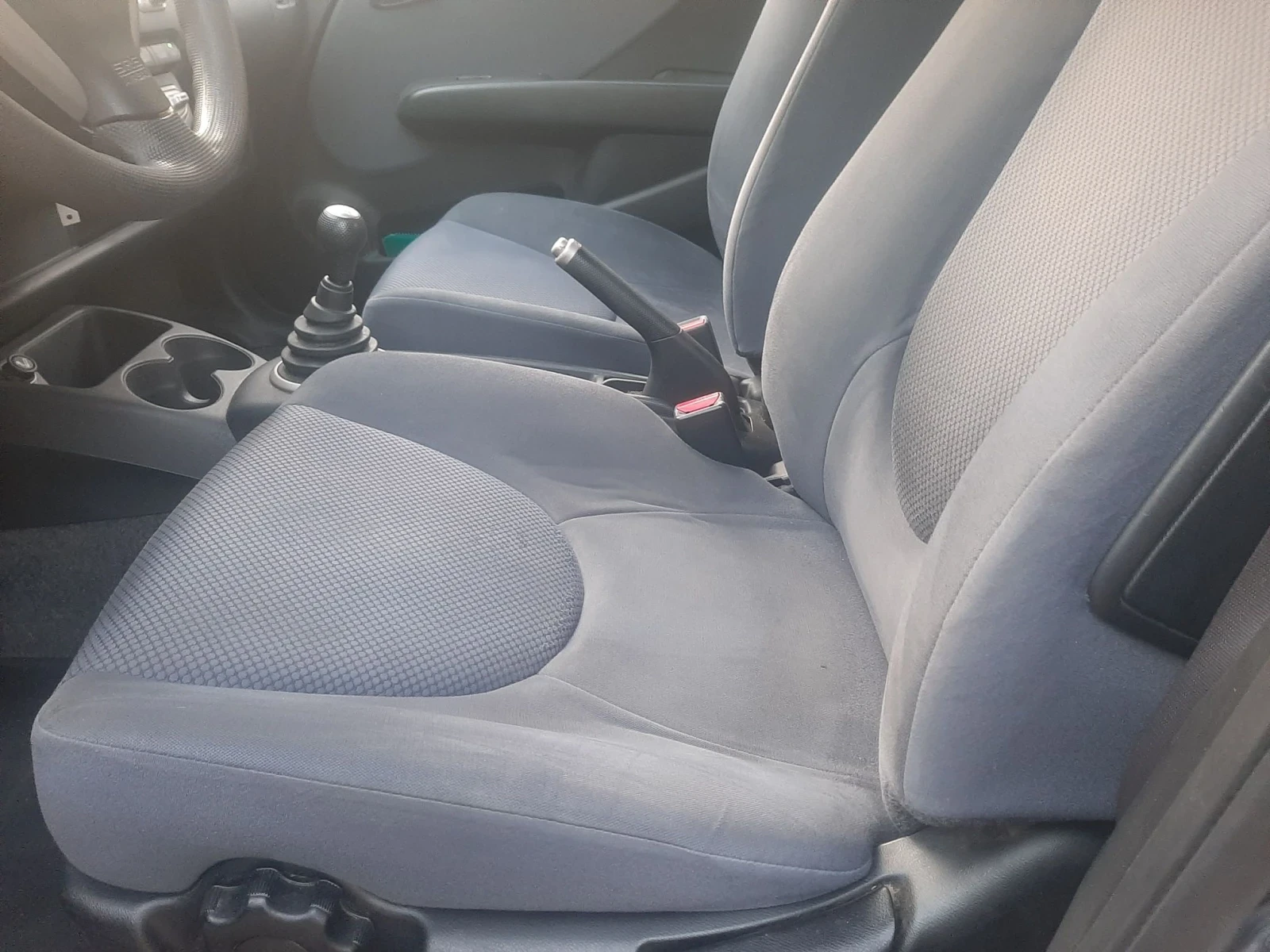 Honda Jazz 1.4i KLIMATRON FEIS, снимка 10 - Автомобили и джипове - 56607744