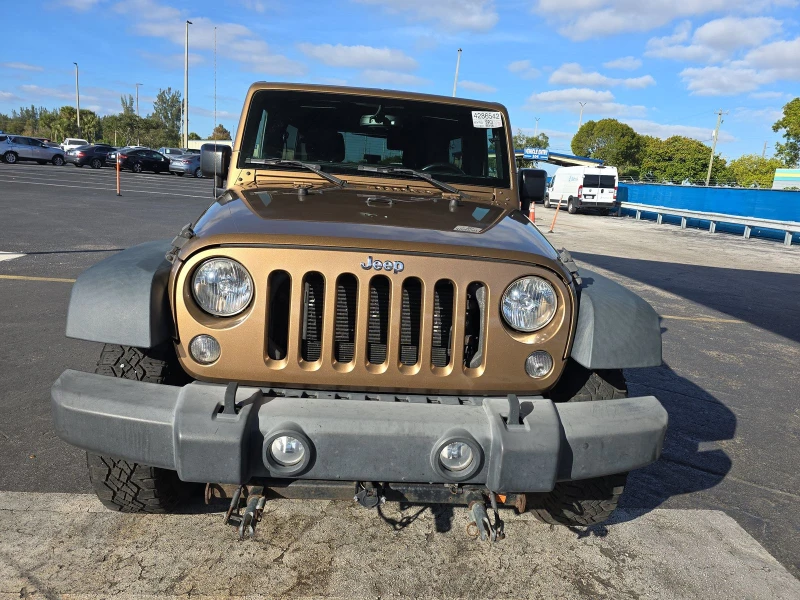 Jeep Wrangler 2015 Jeep Wrangler Unlimited Sport, снимка 2 - Автомобили и джипове - 48327401