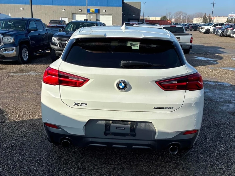 BMW X2 * xDrive28i * CARFAX * БЕЗ ПЪРВОНАЧАЛНА ВНОСКА, снимка 4 - Автомобили и джипове - 53249057
