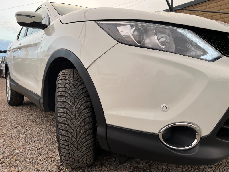Nissan Qashqai 1.6dci AUT EURO-5B, снимка 16 - Автомобили и джипове - 53260969