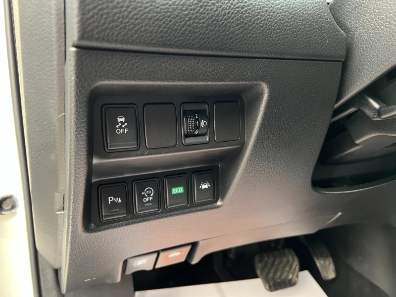 Nissan Qashqai 1.6dci AUT EURO-5B, снимка 10 - Автомобили и джипове - 53260969