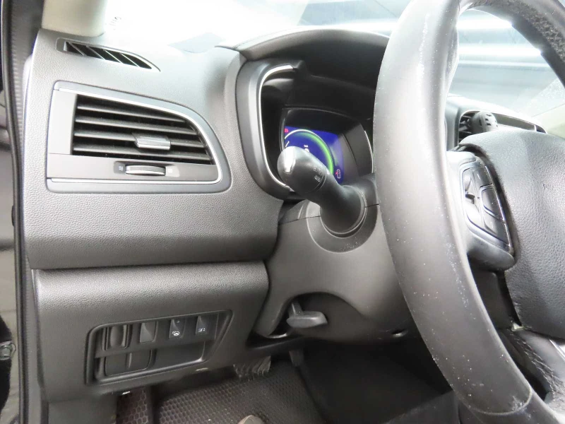 Renault Koleos 2.0DCI, снимка 6 - Автомобили и джипове - 53418972