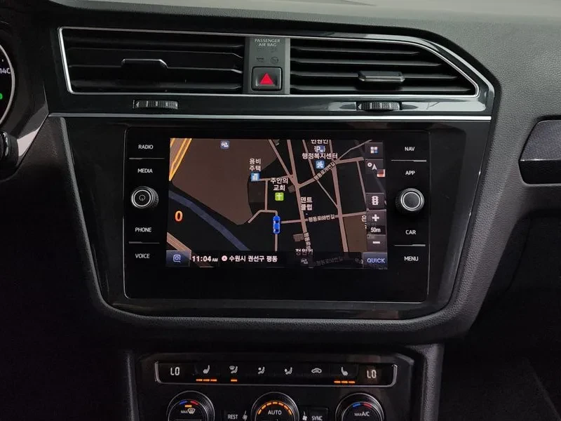 VW Tiguan 20 TDI PREMIUM, снимка 12 - Автомобили и джипове - 55561477