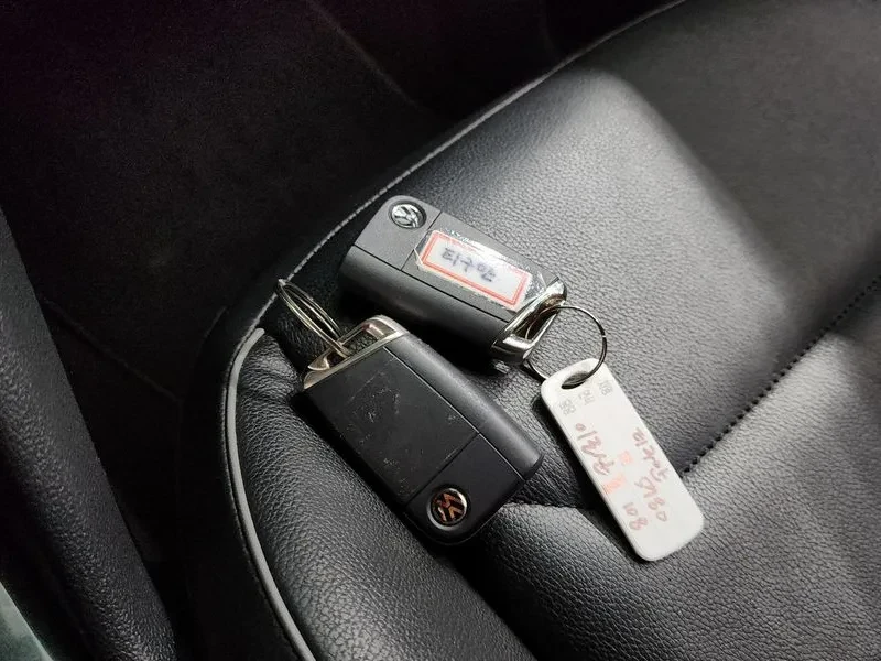 VW Tiguan 20 TDI PREMIUM, снимка 15 - Автомобили и джипове - 55561477