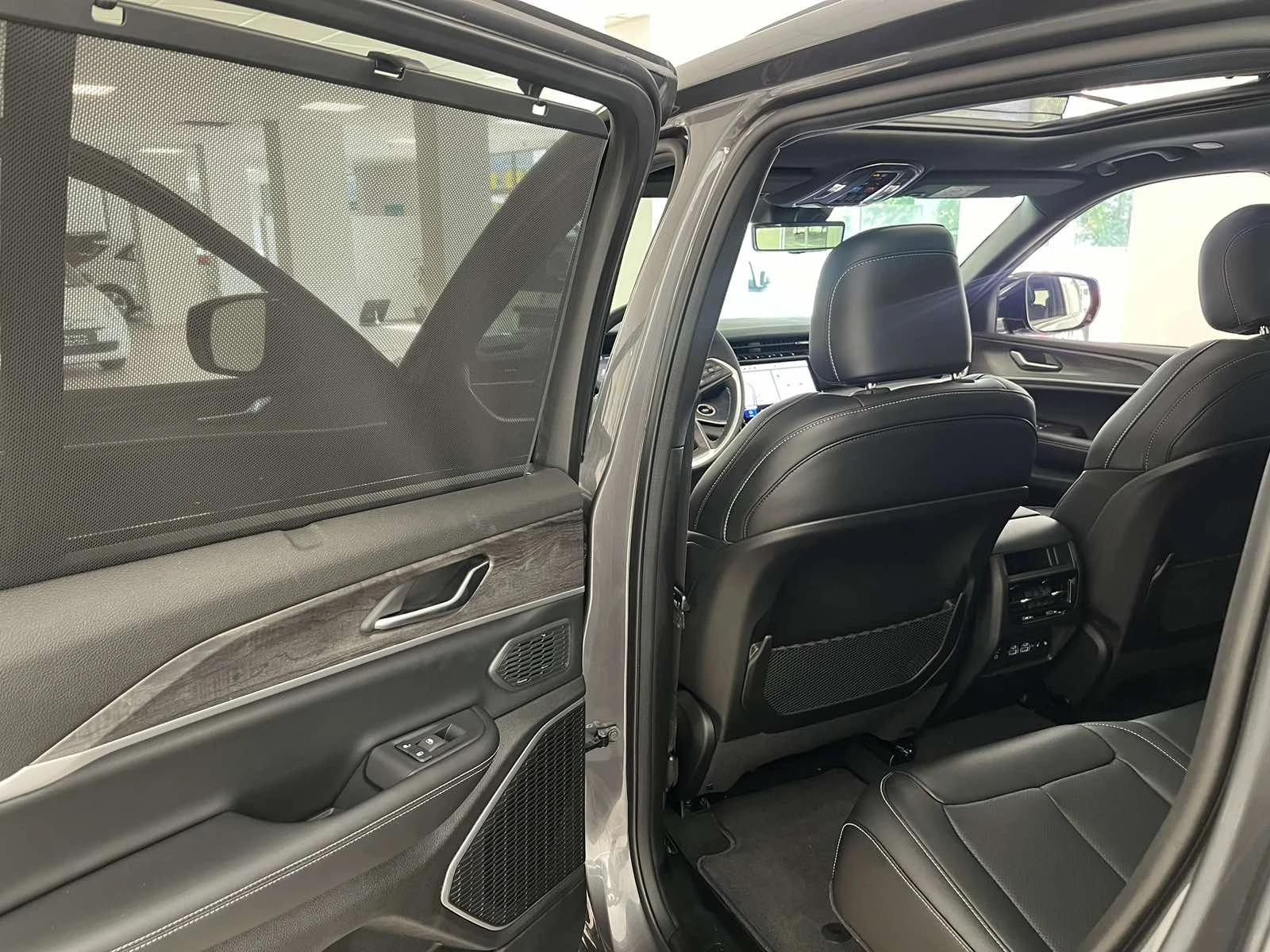 Jeep Grand cherokee LIMITED  2.0 PHEV Petrol 380 hp AT8 4xe-  | Mobile.bg   12