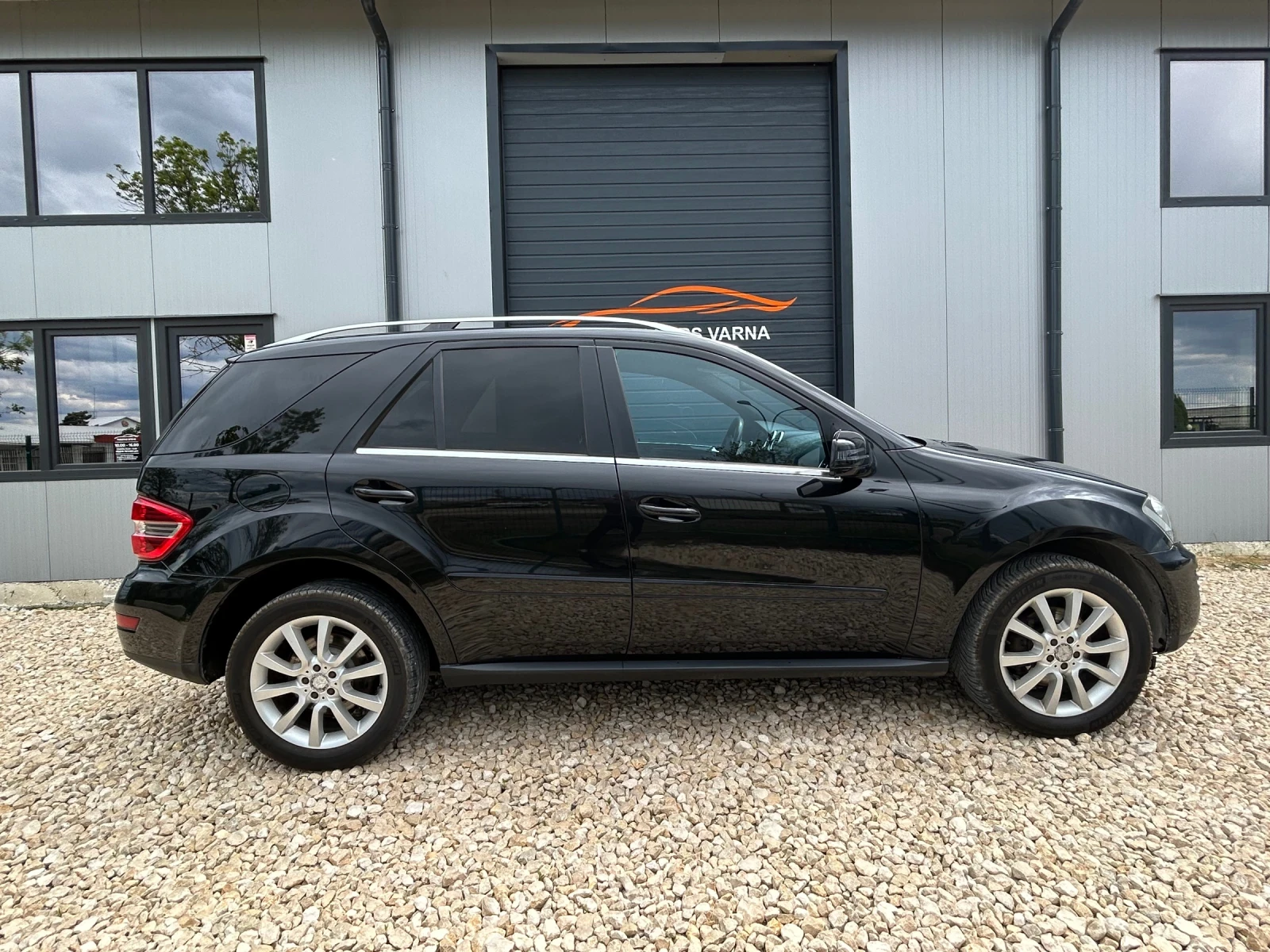 Mercedes-Benz ML 300 V6 CDI 4Matic 2011 Grand Edition - изображение 4