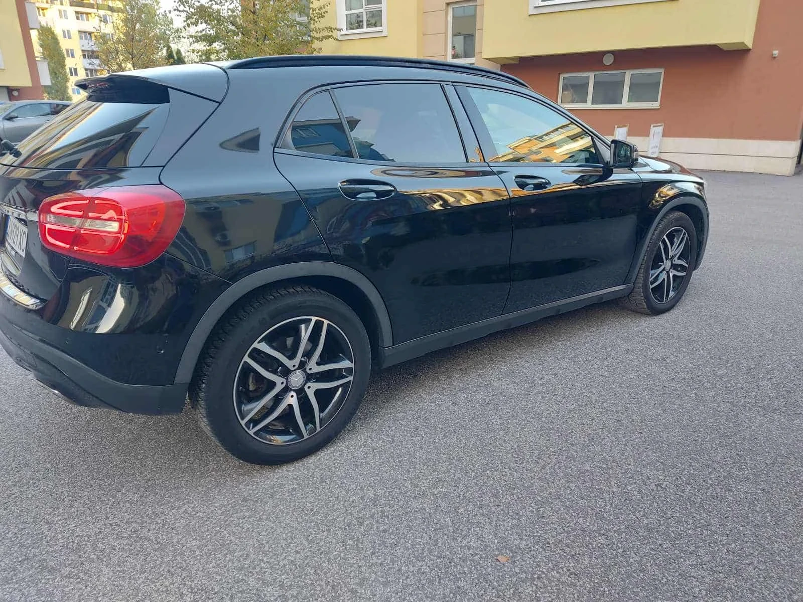 Mercedes-Benz GLA 200  - изображение 4