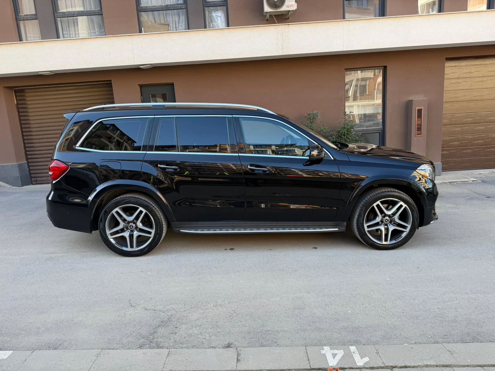 Mercedes-Benz GLS 350 AMG PANO 3xTV 6+ 1 4MATIC 360CAM DISTRONIC - изображение 7