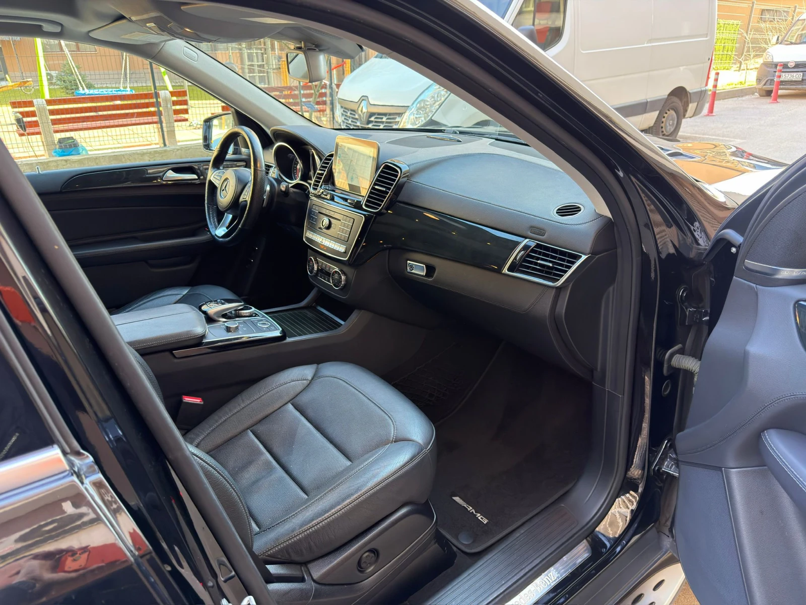 Mercedes-Benz GLS 350 AMG PANO 3xTV 6+ 1 4MATIC 360CAM DISTRONIC - изображение 9