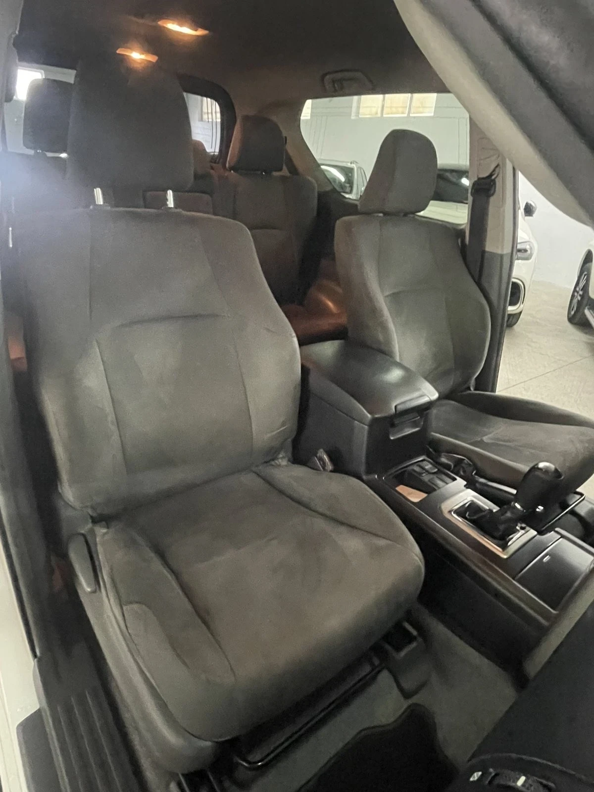 Toyota Land cruiser 3.0D/Автоматик/камера/Обслужен/ТОП!!!, снимка 12 - Автомобили и джипове - 53714043