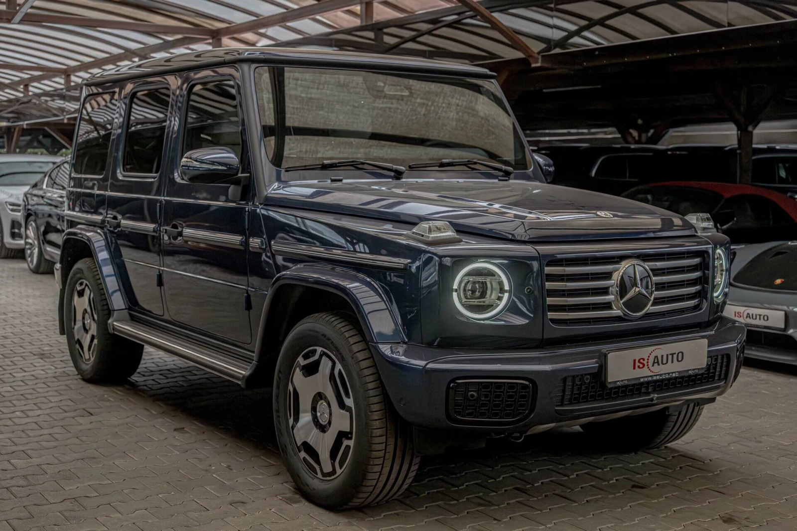 Mercedes-Benz G 450 Exclusive Line/MBUX/Ambient/Камера 360/Memory, снимка 2 - Автомобили и джипове - 53953324
