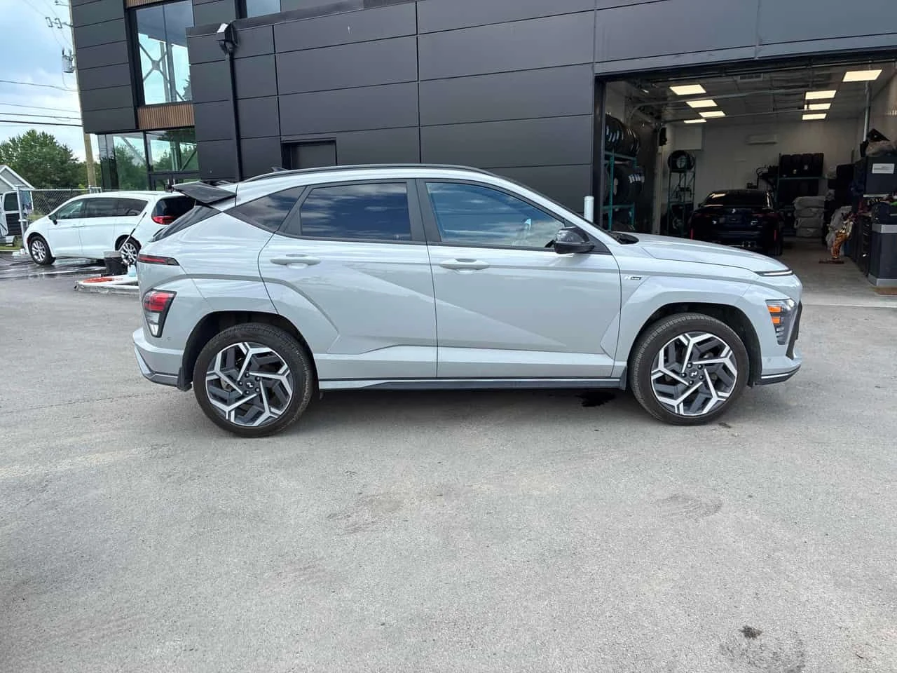 Hyundai Kona N LINE ULTIMATE/ДИСТРОНИК/ОБДУХВАНЕ/ШИБИДАХ/360, снимка 4 - Автомобили и джипове - 54904019