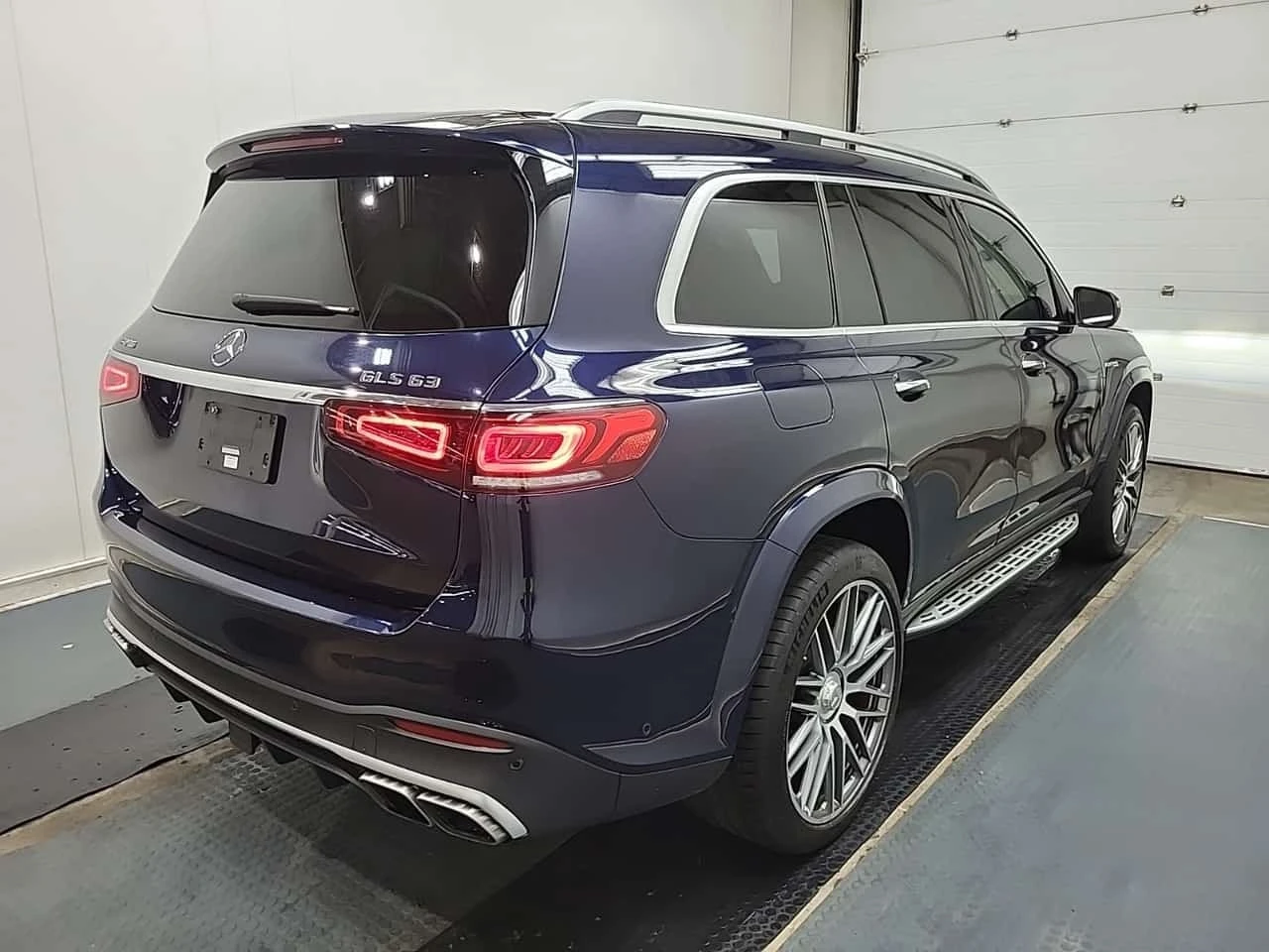 Mercedes-Benz GLS 63 AMG 4matic+ Suv  CARFAX | Mobile.bg � ����������� 2