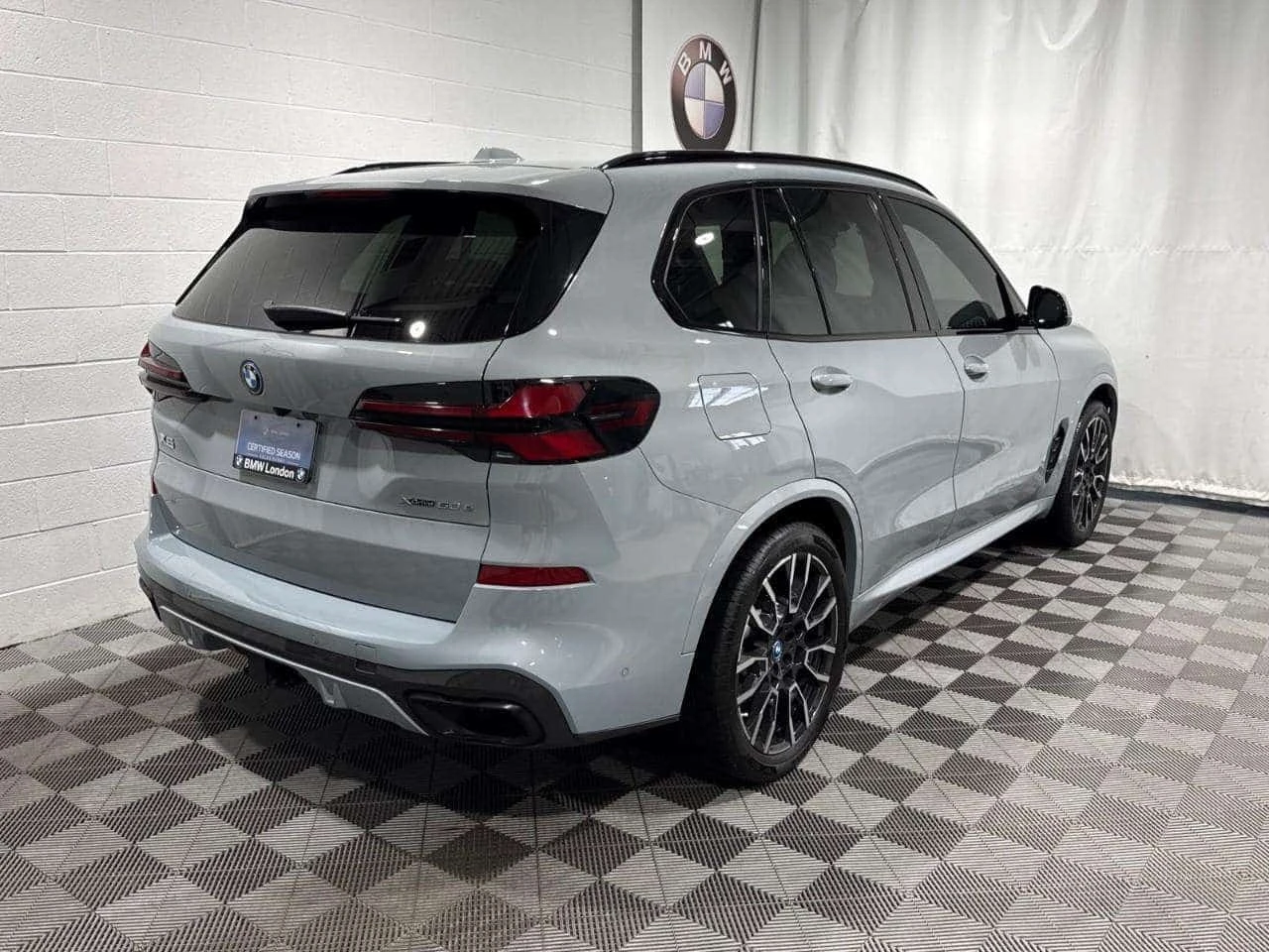 BMW X5 * 50e VdpUrlEn * CARFAX * , снимка 16 - Автомобили и джипове - 56584259