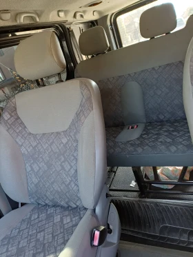 Opel Vivaro 1.9D, снимка 3