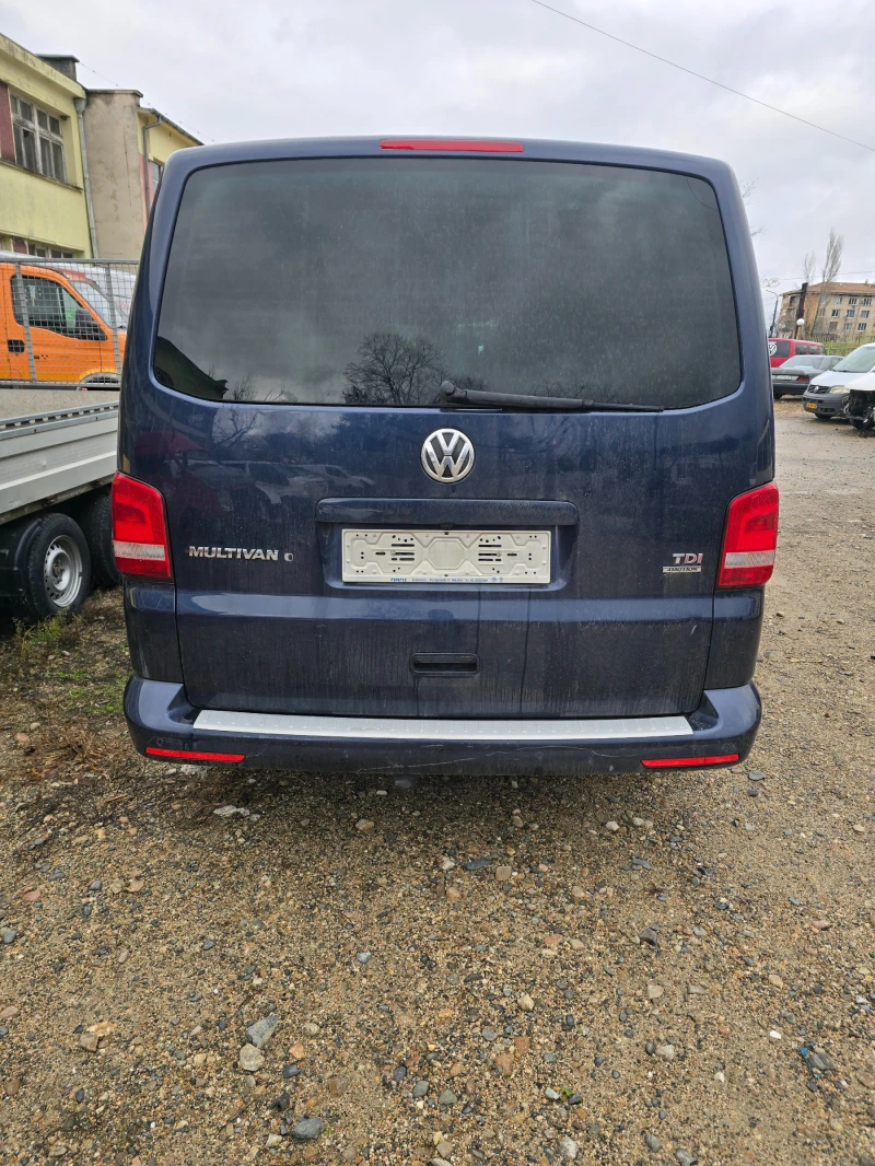 VW Multivan Т5 2.0 170 PS, снимка 6 - Бусове и автобуси - 48205835