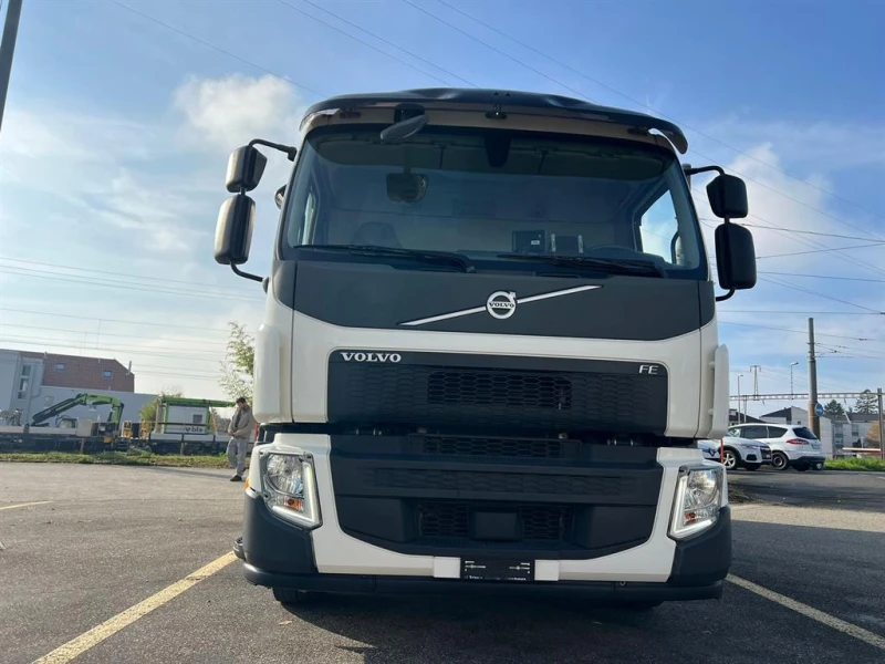 Volvo FE 320 125х, падащ борд теглич, снимка 6 - Камиони - 52454743