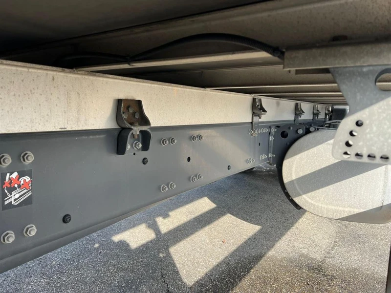 Volvo FE 320 125х, падащ борд теглич, снимка 9 - Камиони - 52454743