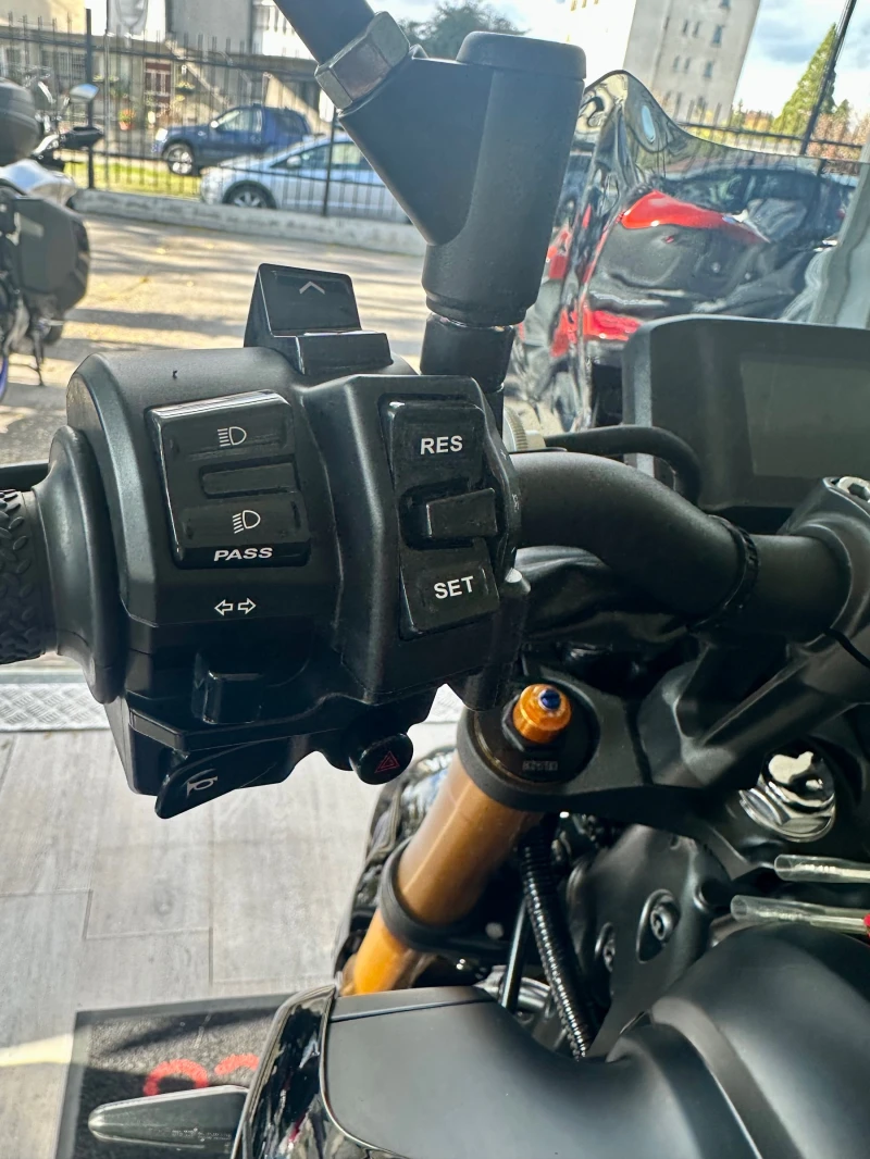 Yamaha Mt-09 SP 11.2021г., снимка 4 - Мотоциклети и мототехника - 52156427