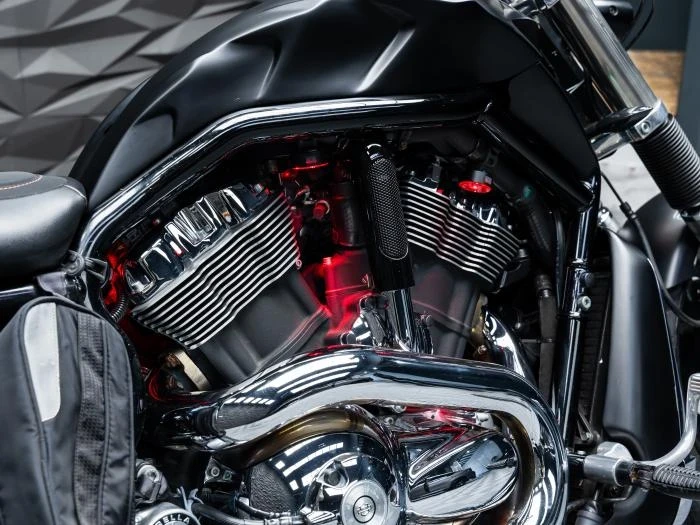 Harley-Davidson VRCS, снимка 8 - Мотоциклети и мототехника - 54334331